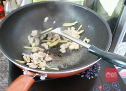 青菜炒肉片的做法图解5