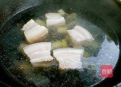 酸菜猪肉炖粉条的做法图解5