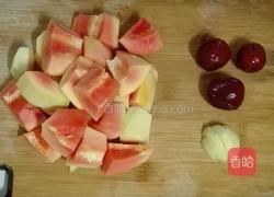 木瓜红枣排骨汤的做法图解1