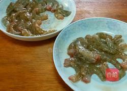 银杏炒虾仁的做法图解2