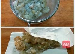 银杏炒虾仁的做法图解3