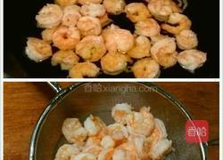 银杏炒虾仁的做法图解6