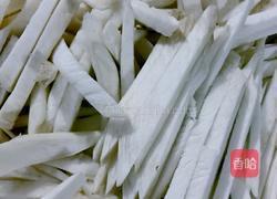 香炒鸡腿菇丝的做法图解2