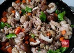 黄焖鸡块的做法图解3