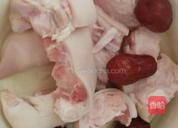 猪脚汤的做法图解2