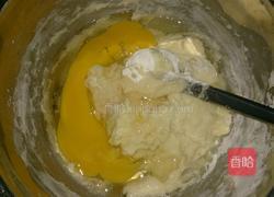 绿豆饼与快熟鸡蛋酥皮面包的做法图解1