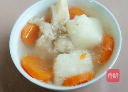 胡萝卜淮山筒骨汤的做法图解9