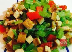 芹菜香干的做法图解12