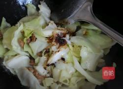 包菜炒肉丝的做法图解7