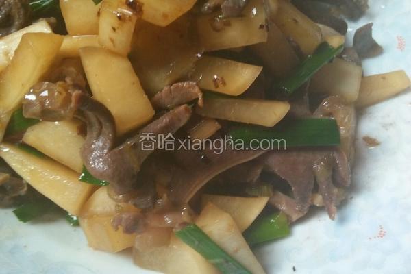 酸萝卜炒鸭珍
