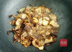 榛蘑炒土豆的做法图解5