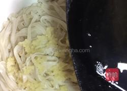 肉末油泼面的做法图解8