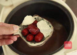 红豆薏仁牛奶粥的做法图解4