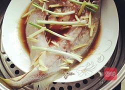 清蒸黄鱼的做法图解3