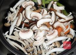 什菌蒸蛋的做法图解3