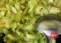 虾米炒绞瓜的做法图解6