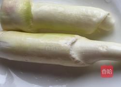 乐享陶瓷（彩椒鸡丝茭白）的做法图解1