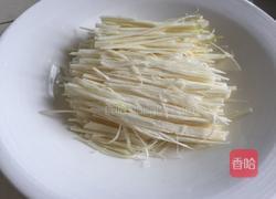 乐享陶瓷（彩椒鸡丝茭白）的做法图解2