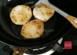 猪肉圆白菜馅饼的做法图解5