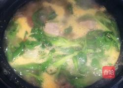 鸡毛菜番茄土豆小排汤的做法图解4