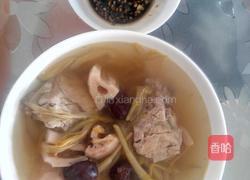 鲜藕黄花菜龙骨汤的做法图解8