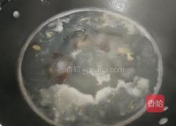 皮蛋黄瓜汤的做法图解3