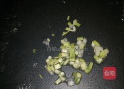 海鲜鸡蛋青菜炒饭的做法图解2
