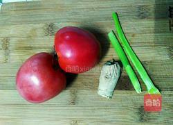 番茄肥牛的做法图解1