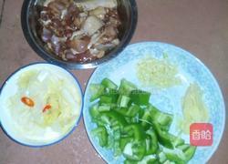 泡菜鸭肉的做法图解1
