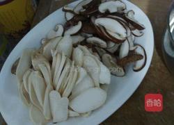 双菇肉片的做法图解2
