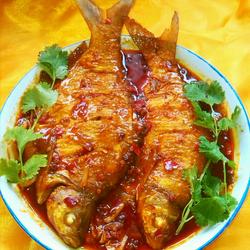 豆瓣酱烧鲳鱼的做法[图]