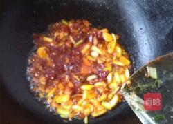 豆瓣酱烧鲳鱼的做法图解6