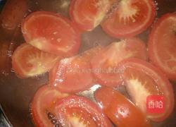 番茄鸡蛋咖喱鱼丸汤的做法图解3