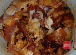 蒜苔炒肉的做法图解2