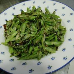 橄榄菜豆角(快速菜)的做法[图]