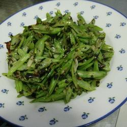 橄榄菜豆角(快速菜)的做法[图]