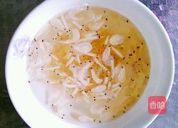 芹菜叶摊鸡蛋的做法图解3