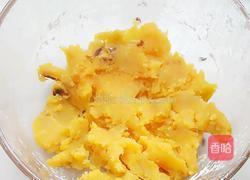 红薯豆沙丸子的做法图解1