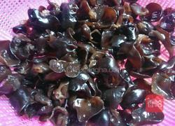 酸辣木耳的做法图解1