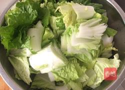 五花肉白菜炖干豆腐的做法图解2