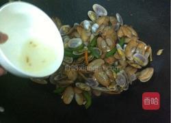 葱油爆花甲的做法图解8