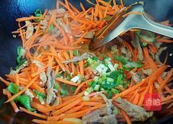 胡萝卜炒肉丝的做法图解8