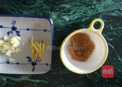 酸梅酱蒸排骨的做法图解2