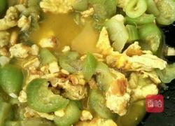 丝瓜炒鸡蛋的做法图解5