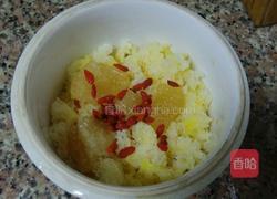 冰糖雪耳炖木瓜的做法图解4