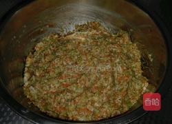 莲菜大肉饺子的做法图解4
