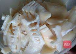 烧猪肉焖酸笋的做法图解3