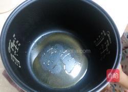 #乐享陶瓷#宝宝第一次做蛋糕(电饭锅版)的做法图解6