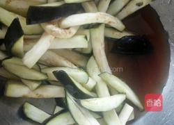 肉沫茄子煲的做法图解2