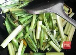 芹菜豆角小炒肉的做法图解3
